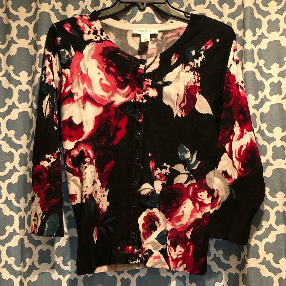 White House Black Market Cardigan Snap Button